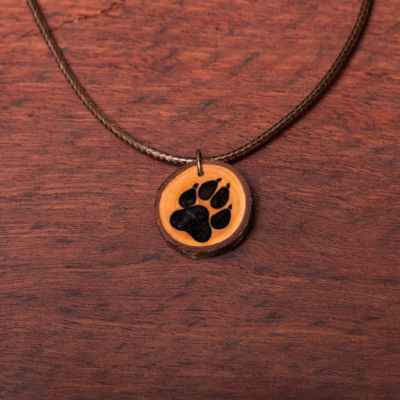 Holz-Halskette „Pfote Hund“ klein