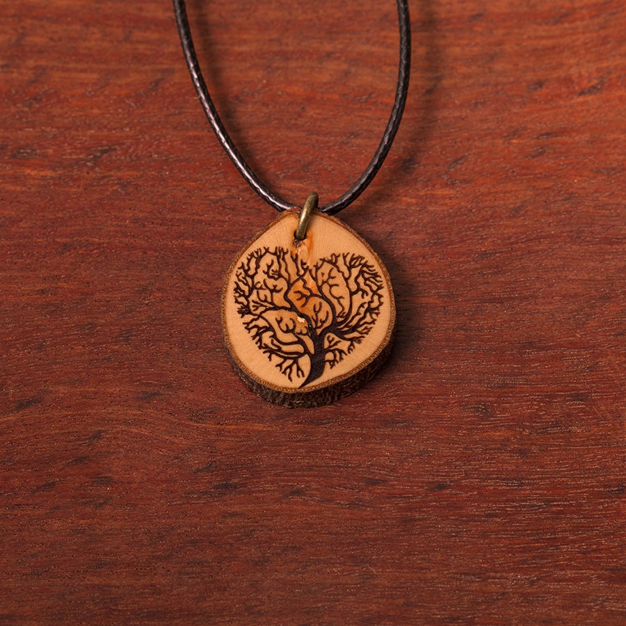 Holz-Halskette "Baum Herz" klein